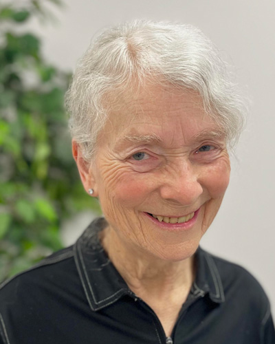 Kath-Rennie-400x500 Kath Rennie